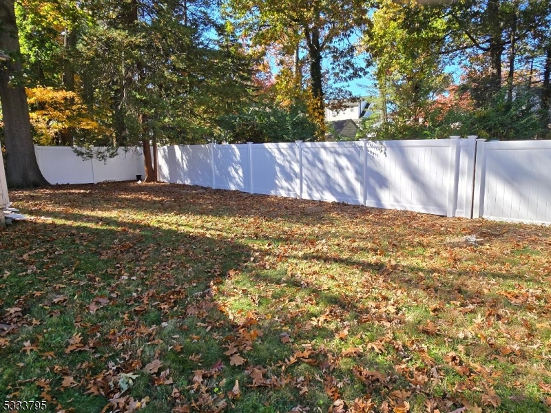 Seven Oaks - Land