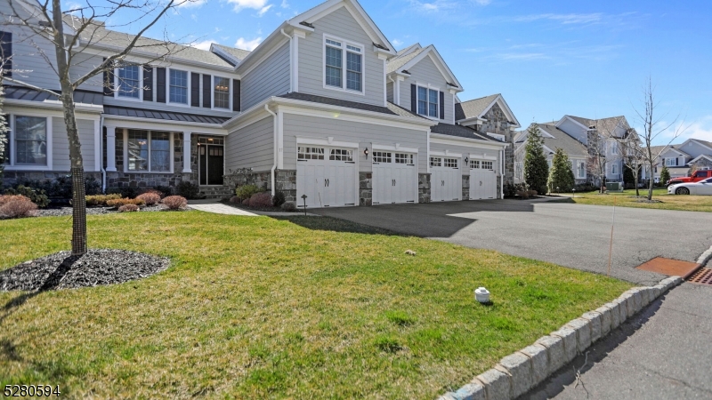 Reserve at Franklin Lakes - Residential