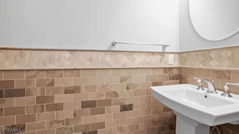 Reserve at Franklin Lakes - Residential