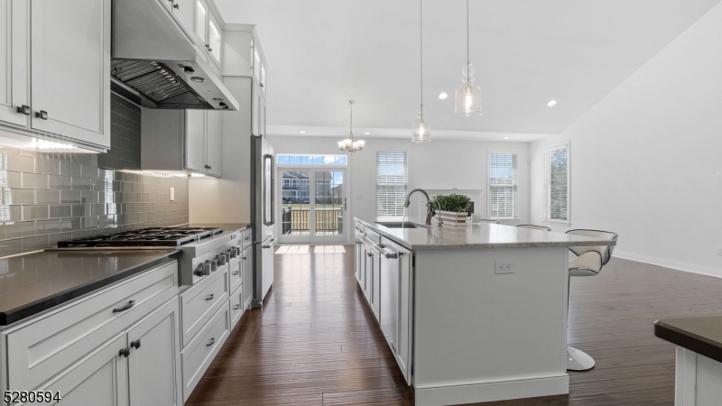 Reserve at Franklin Lakes - Residential