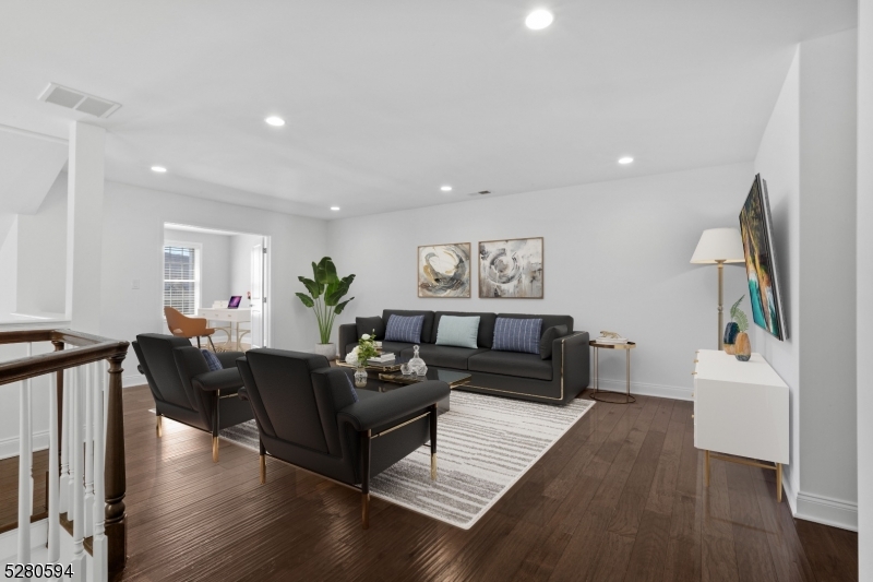 Reserve at Franklin Lakes - Residential