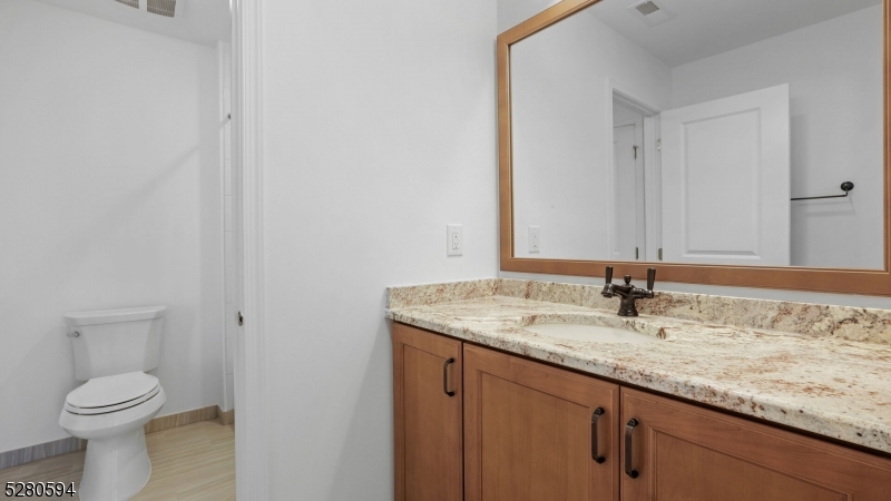 Reserve at Franklin Lakes - Residential