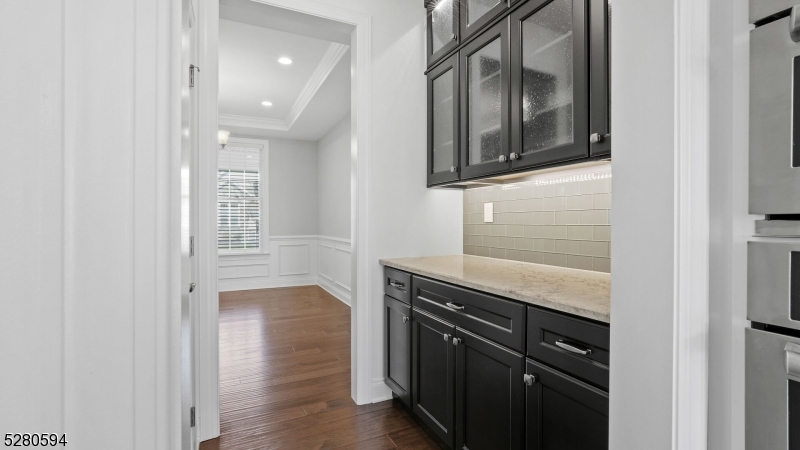 Reserve at Franklin Lakes - Residential