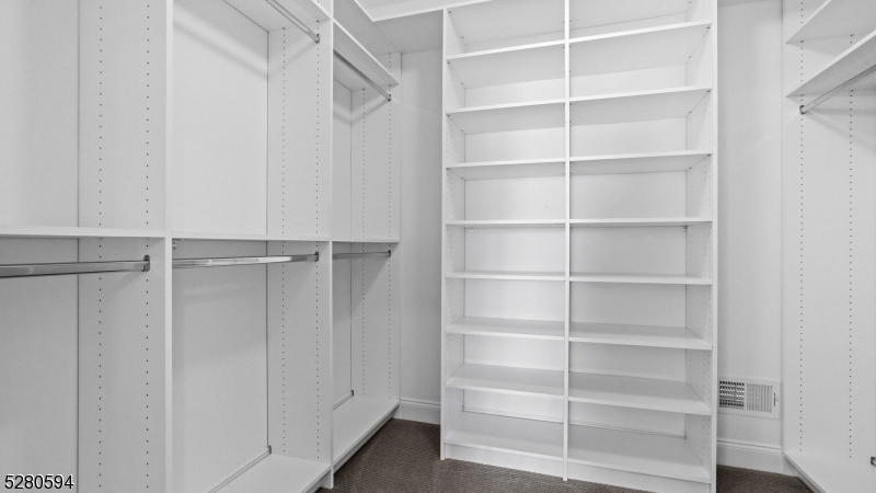 Reserve at Franklin Lakes - Residential