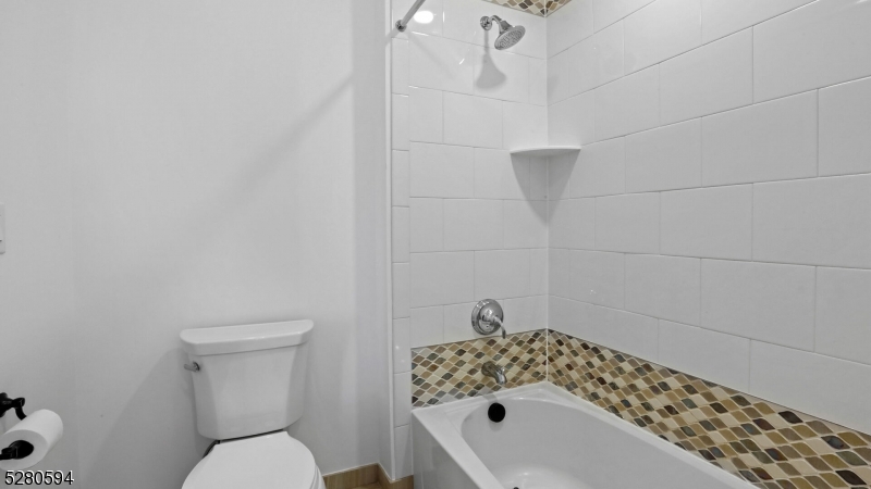 Reserve at Franklin Lakes - Residential