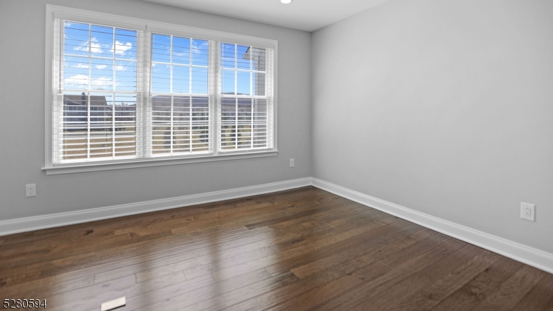 Reserve at Franklin Lakes - Residential