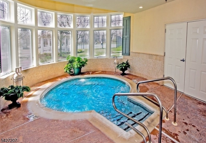 Somerset Run - Residential