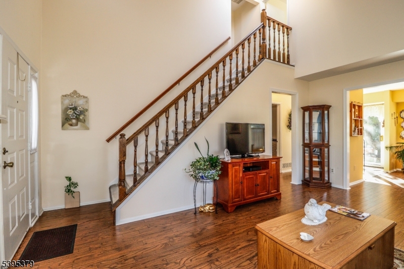 QUAILBROOK END UNIT - Residential