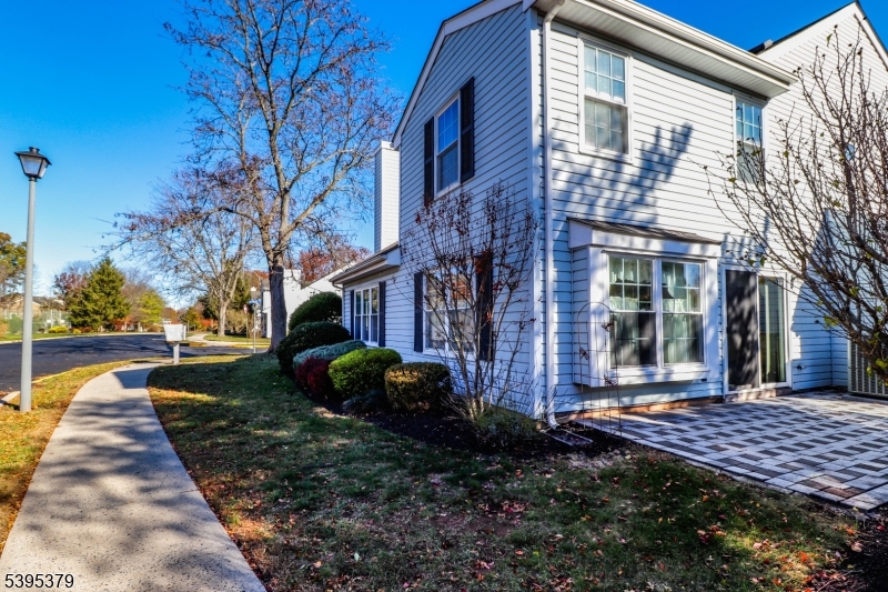 QUAILBROOK END UNIT - Residential