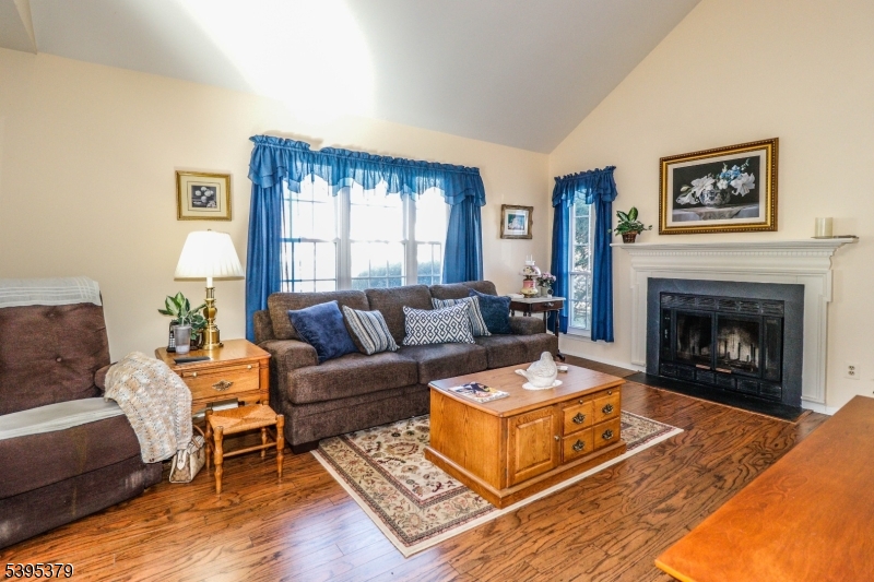 QUAILBROOK END UNIT - Residential