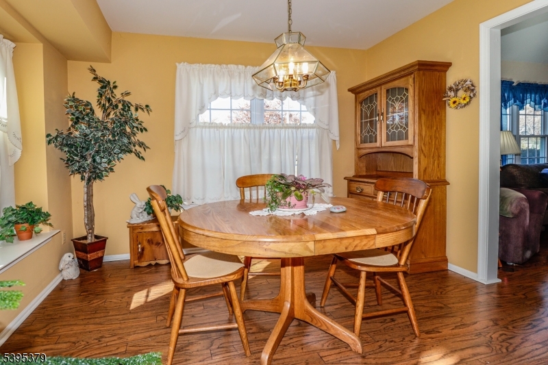 QUAILBROOK END UNIT - Residential