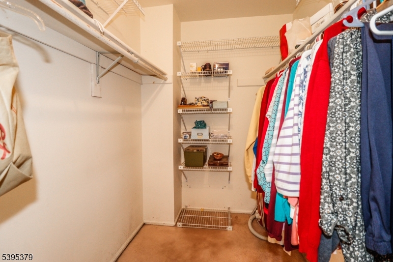 QUAILBROOK END UNIT - Residential