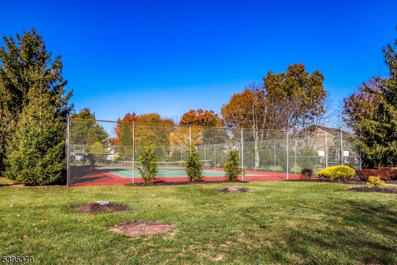 QUAILBROOK END UNIT - Residential