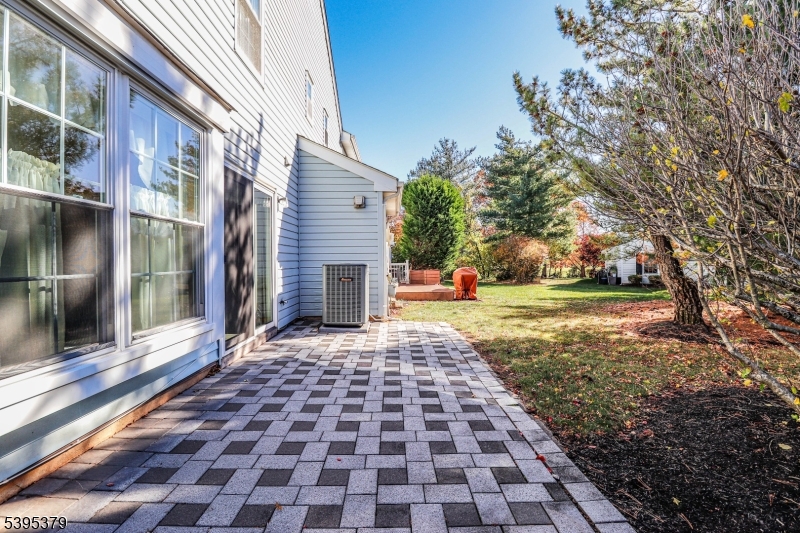 QUAILBROOK END UNIT - Residential