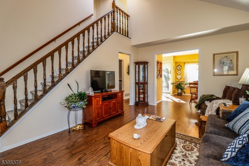 QUAILBROOK END UNIT - Residential