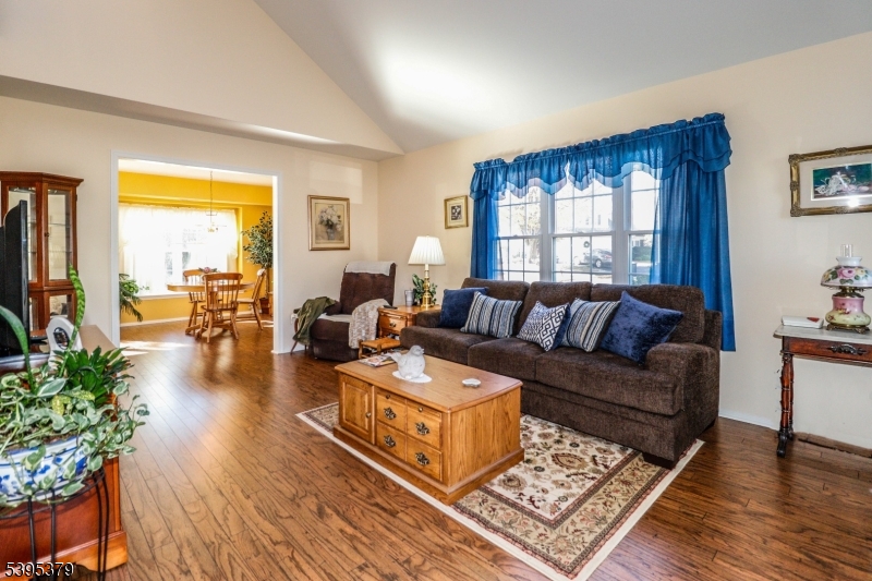 QUAILBROOK END UNIT - Residential