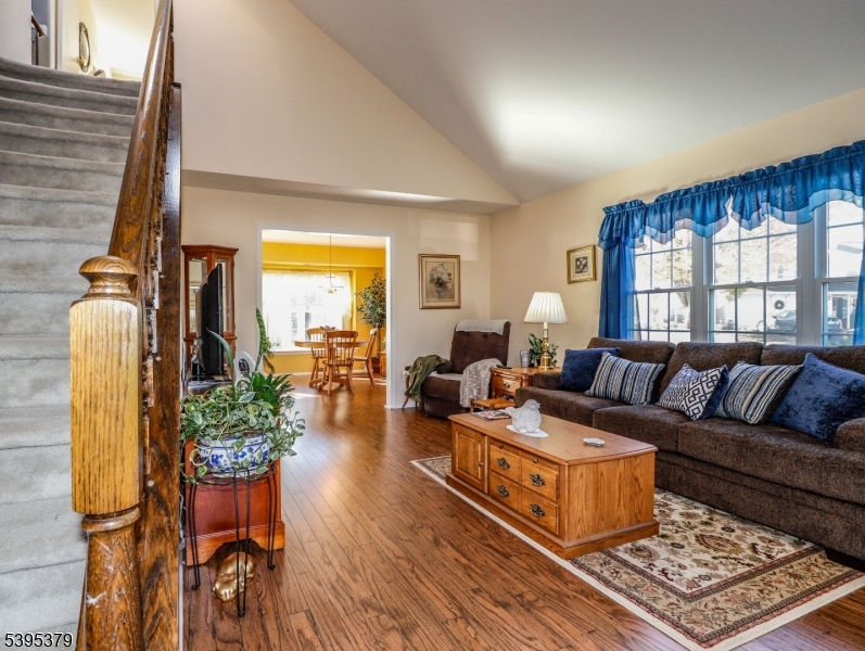 QUAILBROOK END UNIT - Residential