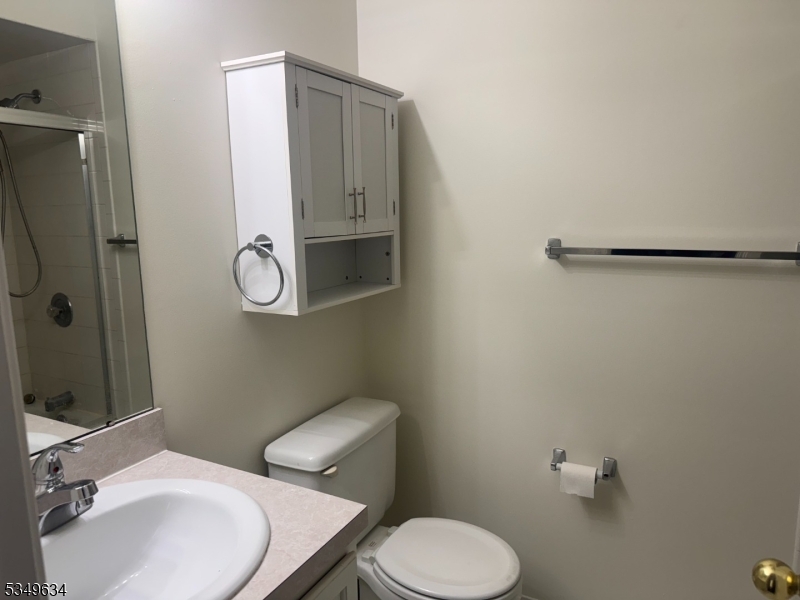 Montville Chase - Residential Lease