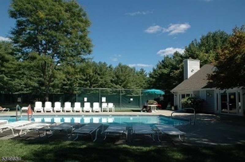 Montville Chase - Residential Lease