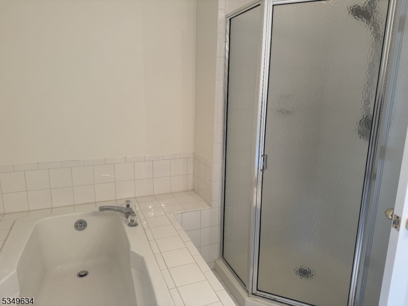 Montville Chase - Residential Lease