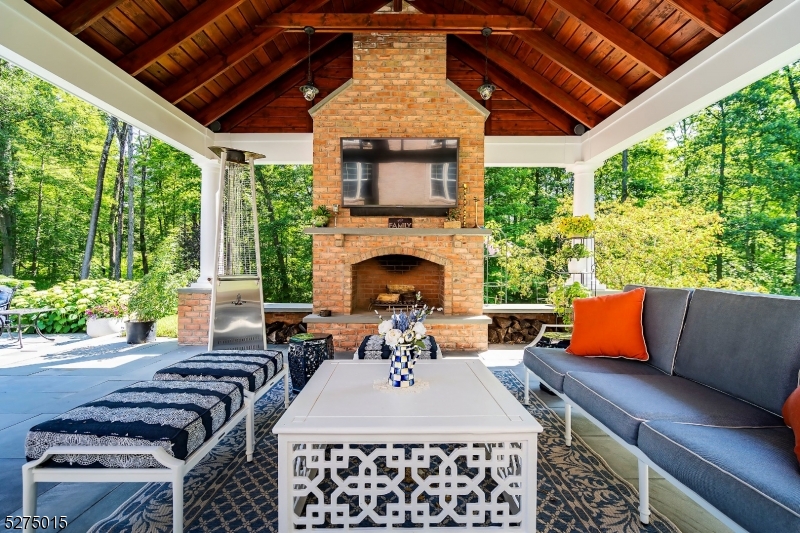 Ravenswood - Residential