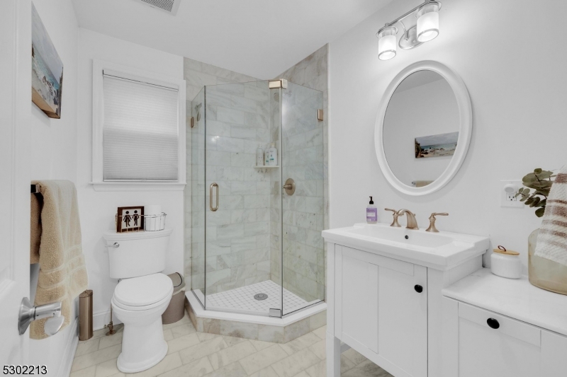 Washington Headquarters - Residential