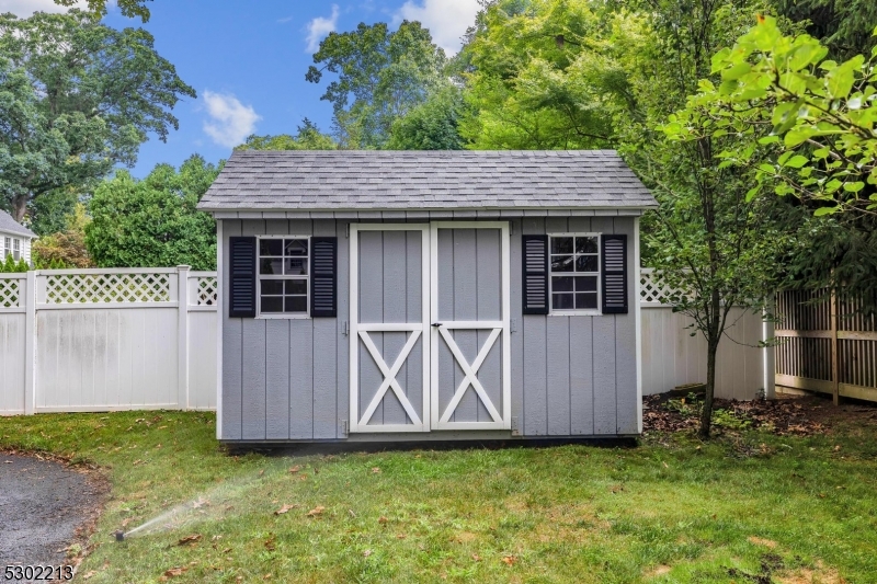 Washington Headquarters - Residential