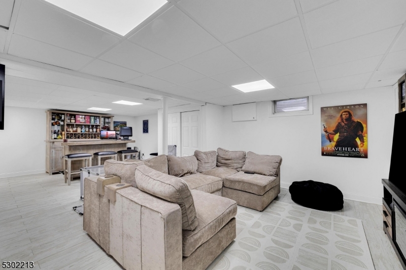 Washington Headquarters - Residential