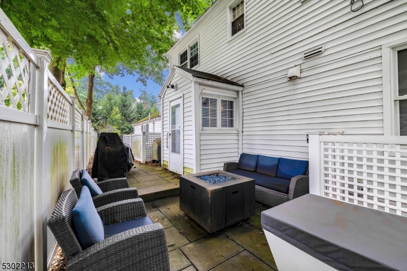 Washington Headquarters - Residential