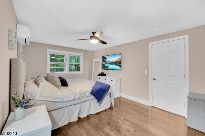 Washington Headquarters - Residential