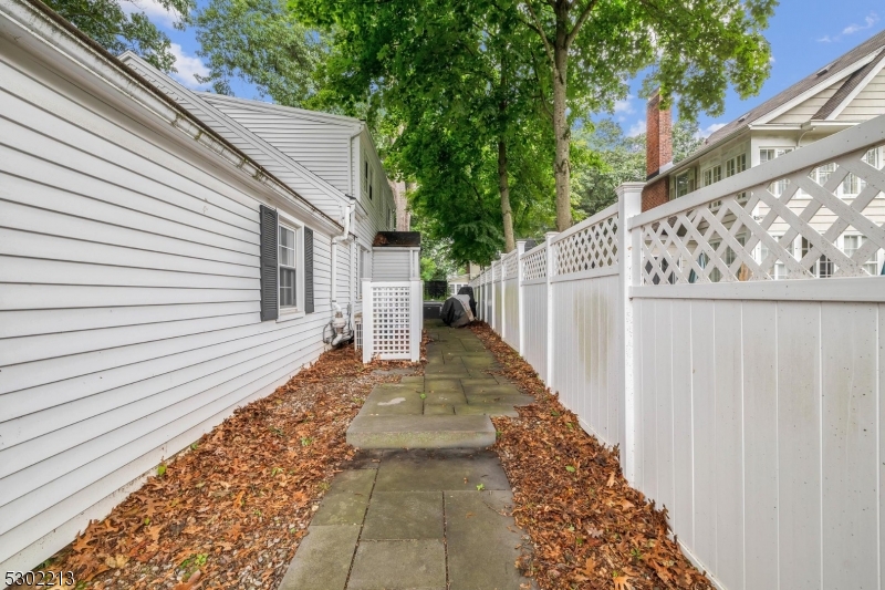 Washington Headquarters - Residential