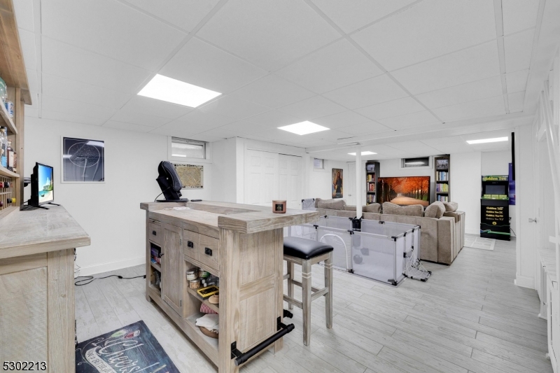 Washington Headquarters - Residential