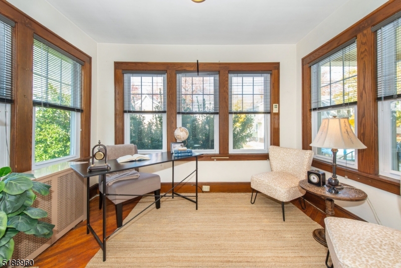 Oak View - Residential