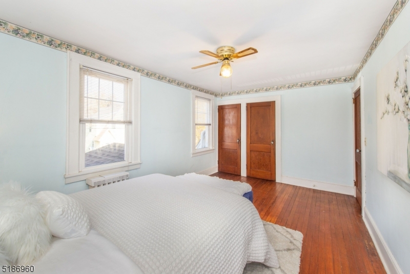 Oak View - Residential