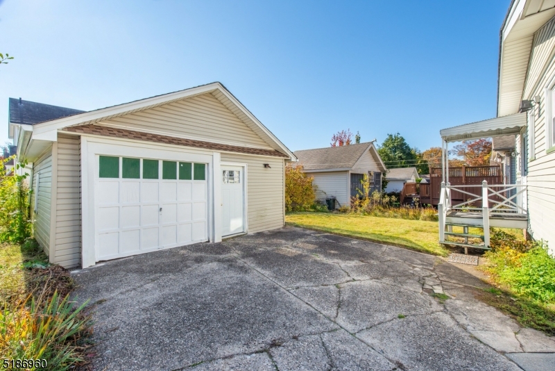 Oak View - Residential