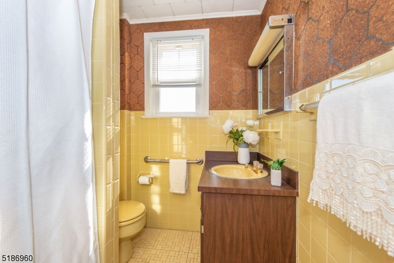 Oak View - Residential