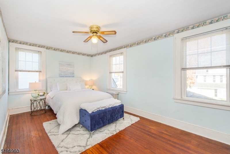 Oak View - Residential