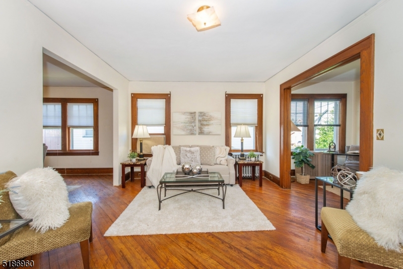 Oak View - Residential