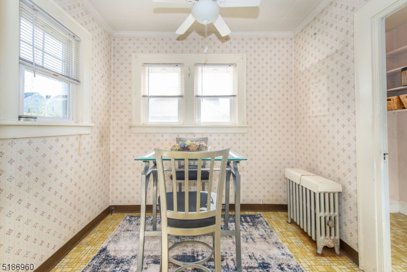 Oak View - Residential