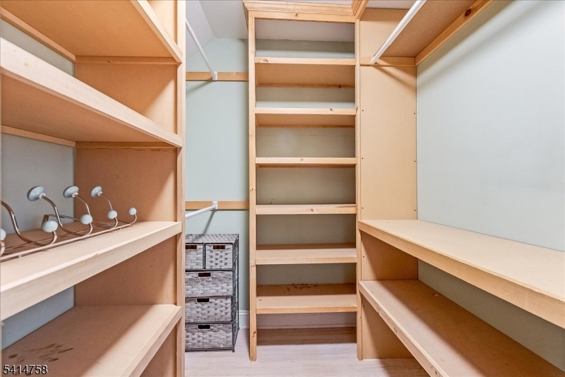 Lower Mount Glen Lake - Residential