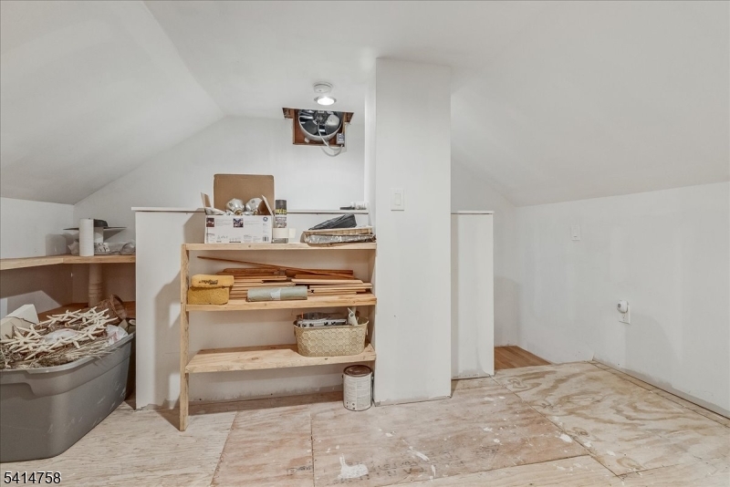 Lower Mount Glen Lake - Residential