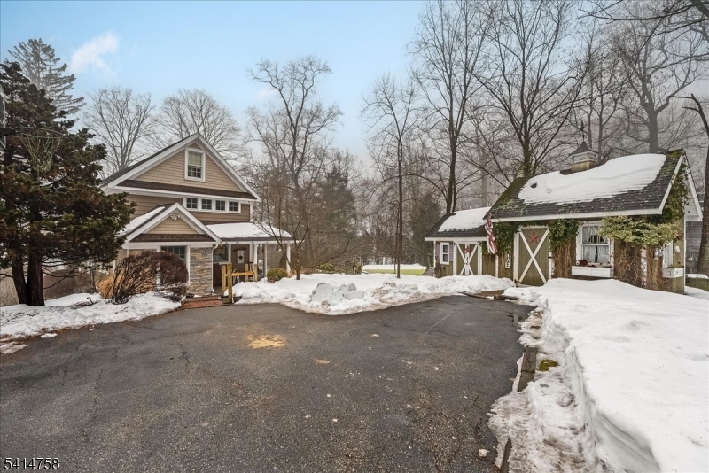 Lower Mount Glen Lake - Residential