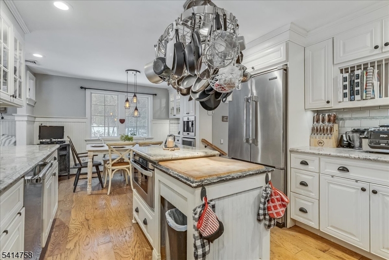 Lower Mount Glen Lake - Residential