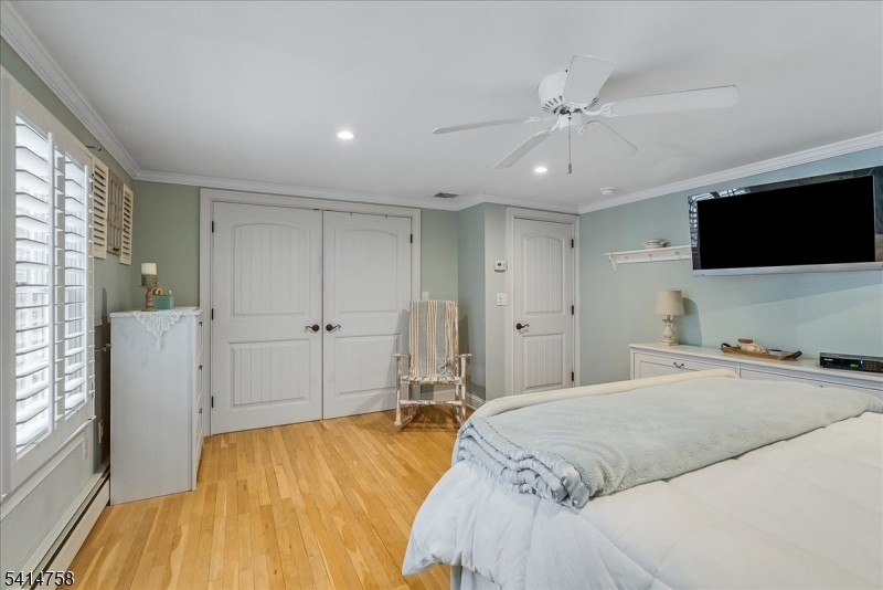 Lower Mount Glen Lake - Residential