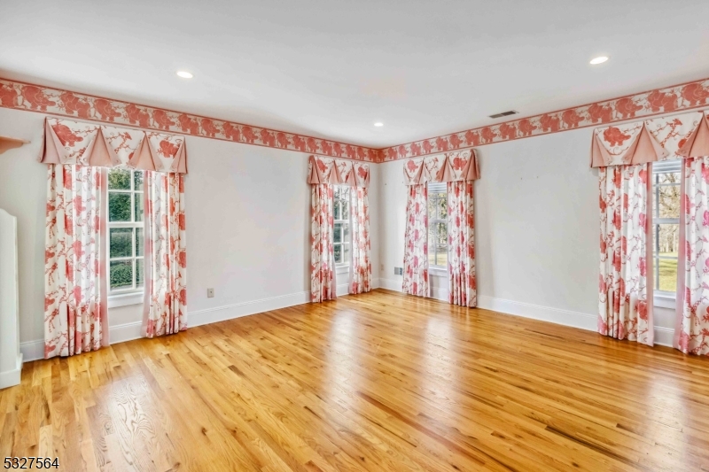 Washington Valley - Residential