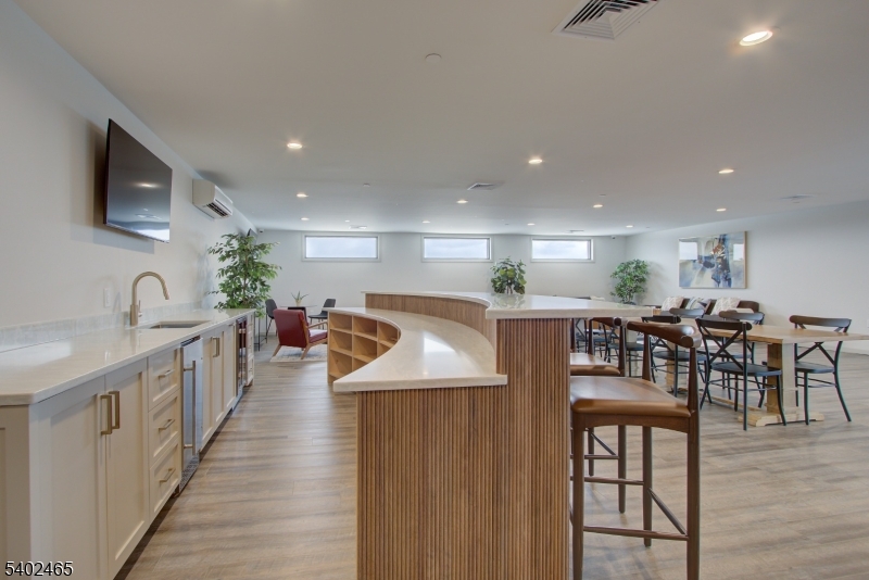 THE WILLOW AT LONG BRANCH - Residential Lease