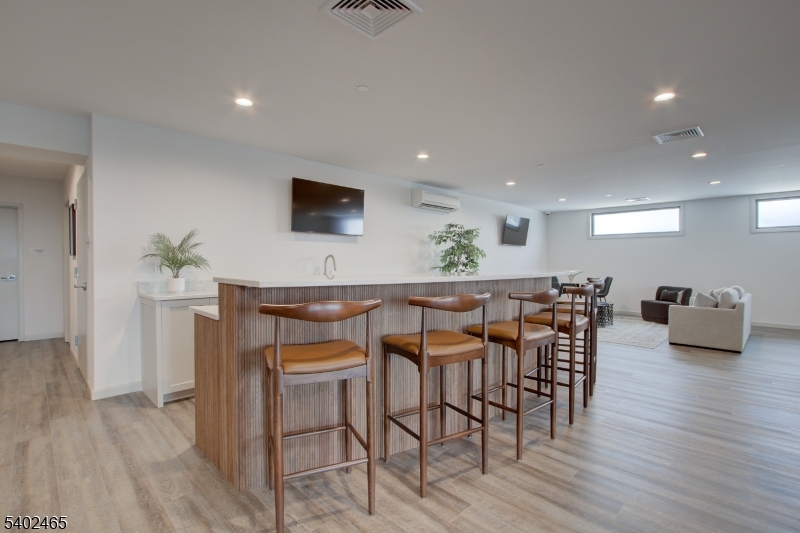 THE WILLOW AT LONG BRANCH - Residential Lease