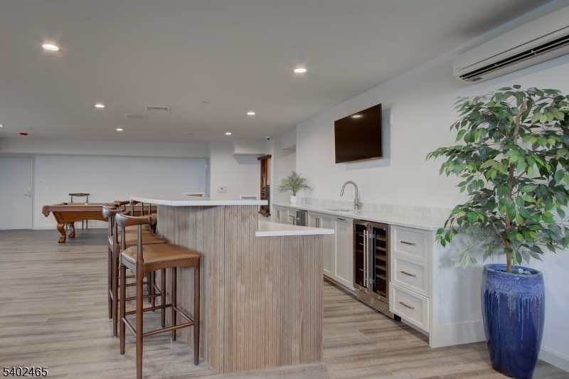 THE WILLOW AT LONG BRANCH - Residential Lease