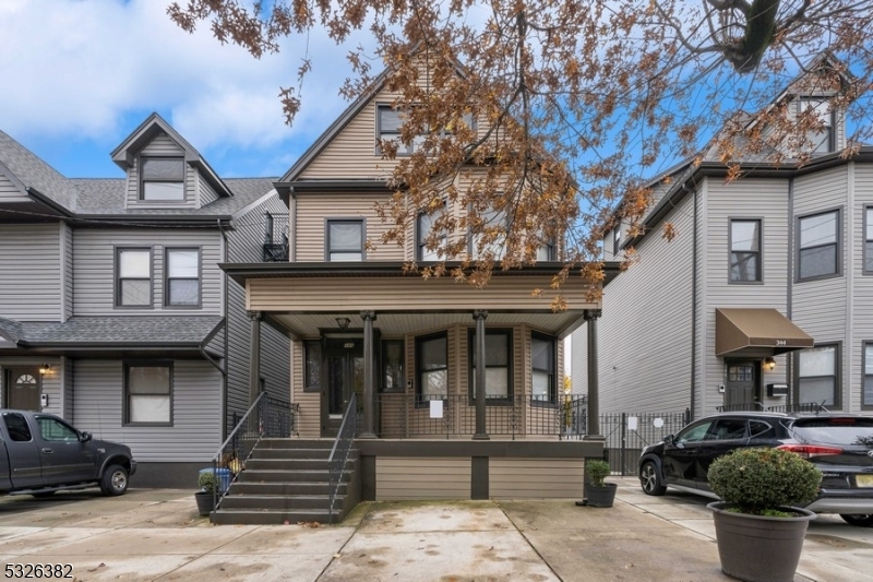 Jersey City, New Jersey 07304, United States, 5 Bedrooms Bedrooms, ,4 BathroomsBathrooms,Residential,Active,29044