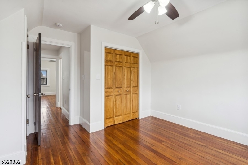 Jersey City, New Jersey 07304, United States, 5 Bedrooms Bedrooms, ,4 BathroomsBathrooms,Residential,Active,29044